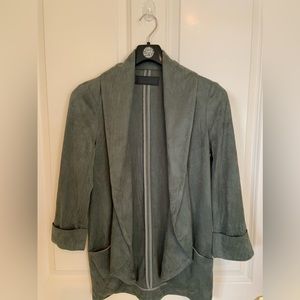 BlankNYC Womens shacket english Ivy green.  Faux suede